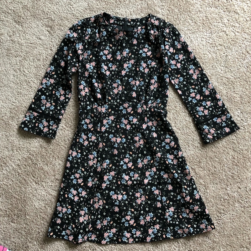 NEW! H&M BLACK FLORAL SHORT DRESS SIZE 4/SMALL